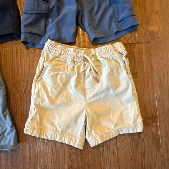 Boys Chino short bundle size 5/6 C&C California Oshkosh Old Navy - Picture 3 of 11